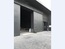 電動平移隔音大門