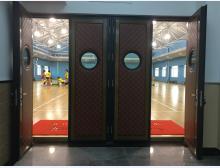 學(xué)校球館隔音門(mén)